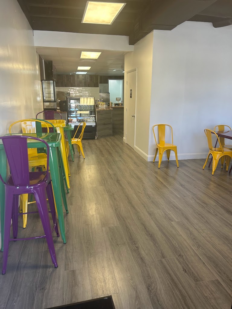 Caribe Smoothie Cafe 33063