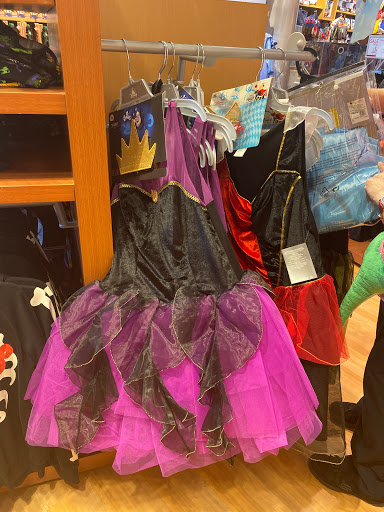 Toy Store «Disney Store», reviews and photos, 313 Smith Haven Mall, Lake Grove, NY 11755, USA