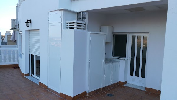 Aluminios REGONI S.L.