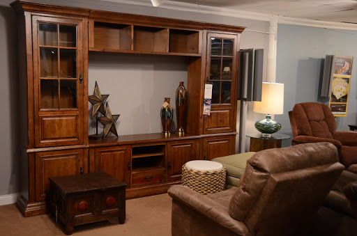 Furniture Store «D.T. McCall & Sons», reviews and photos, 1300 S Jefferson Ave, Cookeville, TN 38506, USA