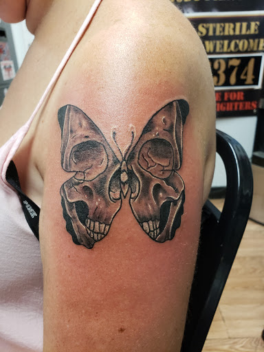 Tattoo Shop «Patriotic Pain Tattoo & Body Piercing», reviews and photos, 5658 William Penn Hwy, Murrysville, PA 15668, USA