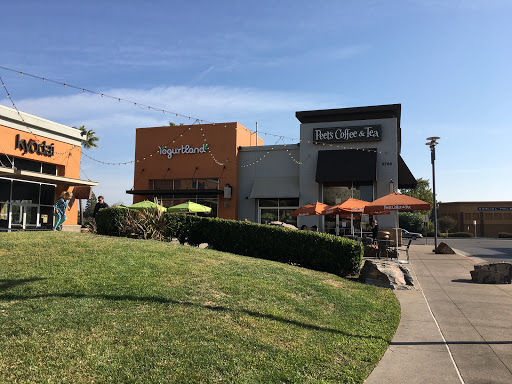 Shopping Mall «Stone Creek Village Shopping Center», reviews and photos, 5757 Pacific Ave #220, Stockton, CA 95207, USA