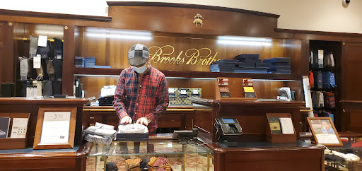 Clothing Store «Brooks Brothers», reviews and photos, 445 W Farms Mall, Farmington, CT 06032, USA