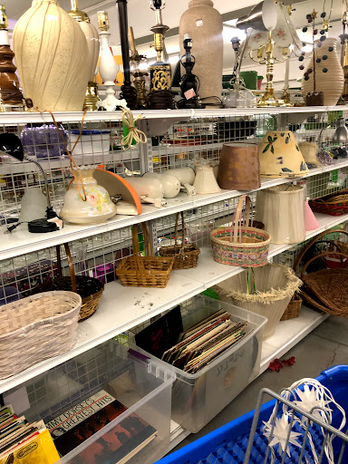 Thrift Store «Goodwill Store & Donation Center», reviews and photos, 1367 Weaverland Rd, East Earl, PA 17519, USA