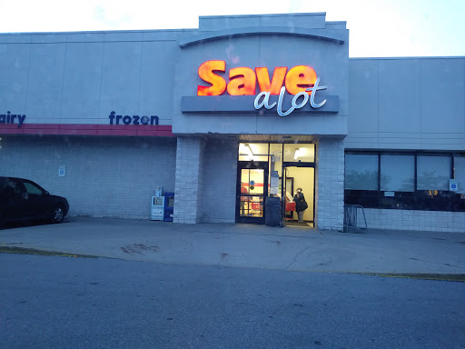 Save-A-Lot, 321 N Michigan Ave, Saginaw, MI 48602, USA, 