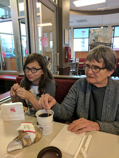 Fast Food Restaurant «Chick-fil-A», reviews and photos, 5905 Spout Springs Rd, Flowery Branch, GA 30542, USA