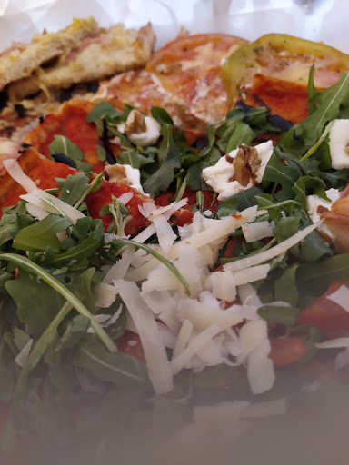 Pizza Ti Amo in Monte Urano, Provincia di Fermo