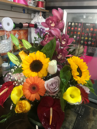 Florist «Ines Flower Shop», reviews and photos, 370 54th St, Brooklyn, NY 11220, USA