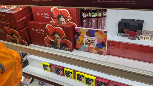 Hair Salon «Ulta Beauty», reviews and photos, 1480 Highlands Dr NE, Issaquah, WA 98029, USA