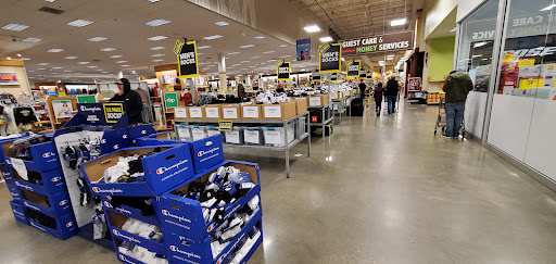 Grocery Store «Fred Meyer», reviews and photos, 17404 Meridian E, Puyallup, WA 98375, USA