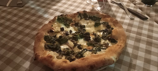 Risto-Pub Pizzeria Italia in Atripalda, Provincia di Avellino