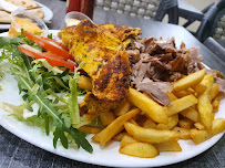 Aliment-réconfort du Restauration rapide La Rose des Sables | Cheese Naan Kebab à Nice - n°3