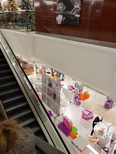 Shopping Mall «Solomon Pond Mall», reviews and photos, 601 Donald Lynch Blvd, Marlborough, MA 01752, USA