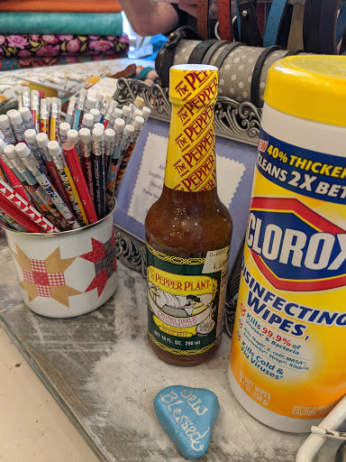 Quilt Shop «The Nimble Thimble Quilt Shop», reviews and photos, 7455 Monterey Rd, Gilroy, CA 95020, USA