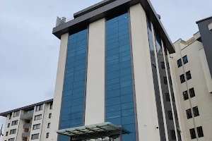 High Q Hospitals - Anwar Sheikha Medical City image