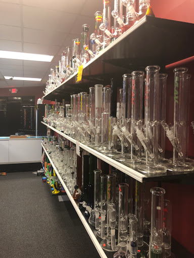 Vaporizer Store «Vapors Smoke shop», reviews and photos, 501 Hargrove Rd E f, Tuscaloosa, AL 35401, USA