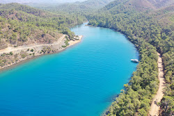 Izgim beach'in fotoğrafı imkanlar alanı