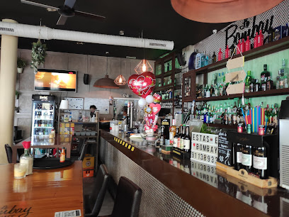 Le Bombay Cafe - C. Río Odiel, 11, 28935 Móstoles, Madrid, Spain