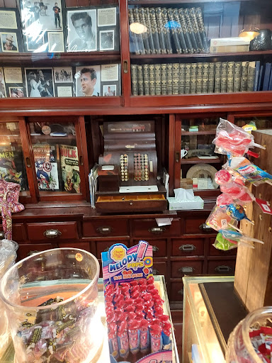 Ice Cream Shop «Corner Shop», reviews and photos, 171 Main St, Bramwell, WV 24715, USA