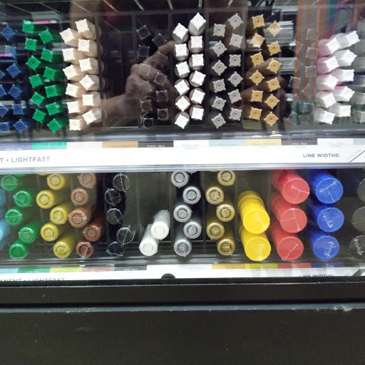 Art Supply Store «Blick Art Materials», reviews and photos, 1574 N Kingsbury St, Chicago, IL 60622, USA