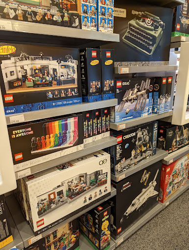 Toy Store «The LEGO Store», reviews and photos, 55 W County Center Dr, Des Peres, MO 63131, USA