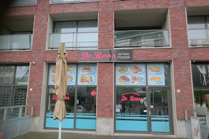 Snackbar en eetcafe de Roos