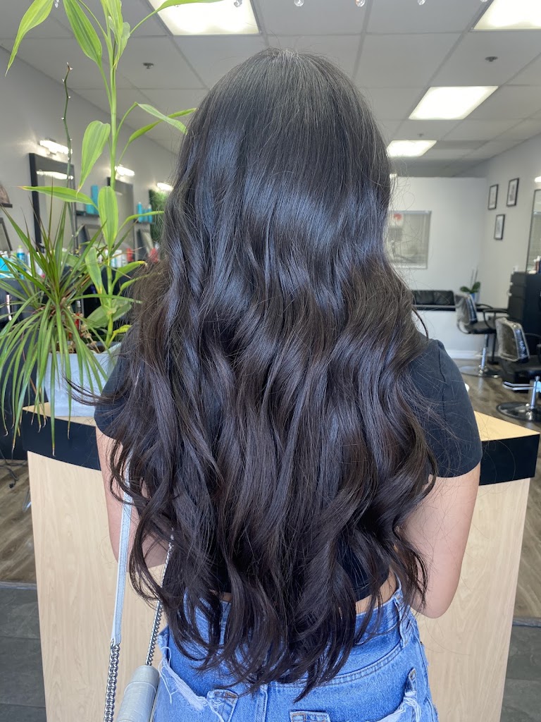H and L Drybar Salon 90630