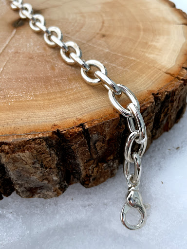 Jewelry Store «Edward Warren Jewelers», reviews and photos, 1610 Cross Creeks Blvd, Pickerington, OH 43147, USA