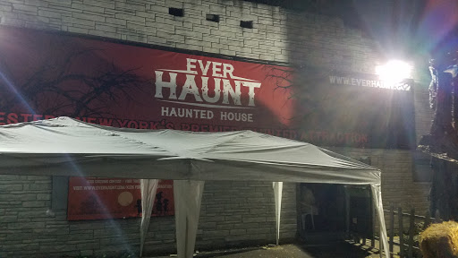 Everhaunt Haunted House image 8