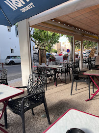Atmosphère du Restaurant Café des Sports à Sablet - n°3