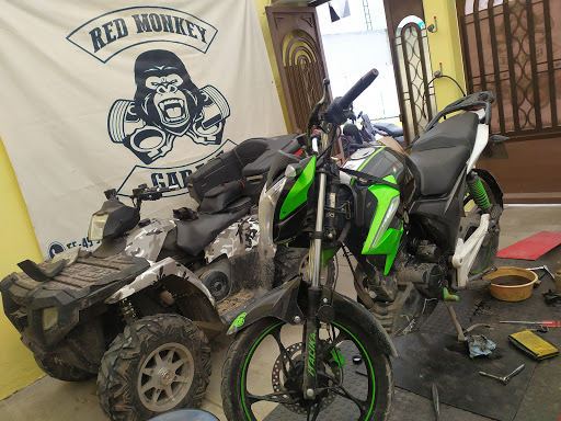 Red Monkey Garage MX, Taller de motos House.
