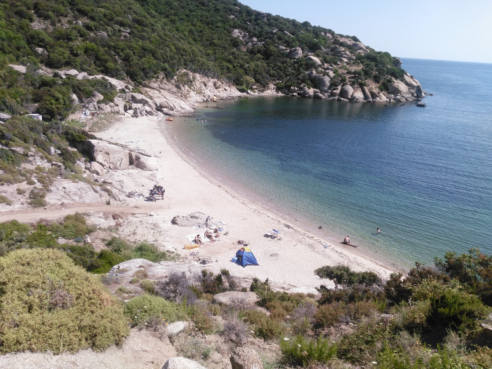 Fotografie cu Turankoy beach cu o suprafață de nisip strălucitor