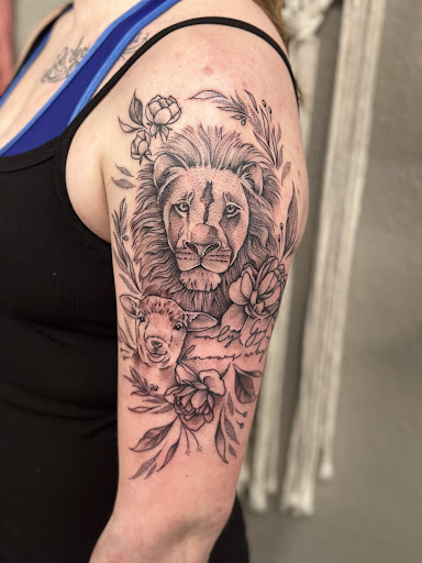 Explore meaningful elegant spine tattoo ideas, creative tattoo ideas in Weatherford, available at Old Souls Ink