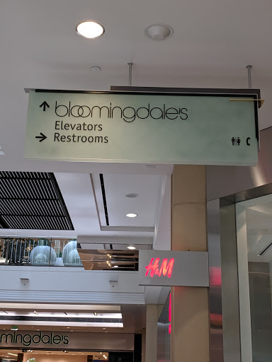 Computer Store «Microsoft Store - Westfield San Francisco Centre», reviews and photos, 845 Market St #257, San Francisco, CA 94103, USA