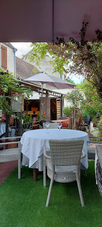 Atmosphère du Restaurant français La Zolioberge à Montreuil-sur-Epte - n°11