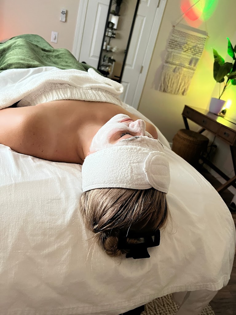 Refine Skincare and Sugaring 97535