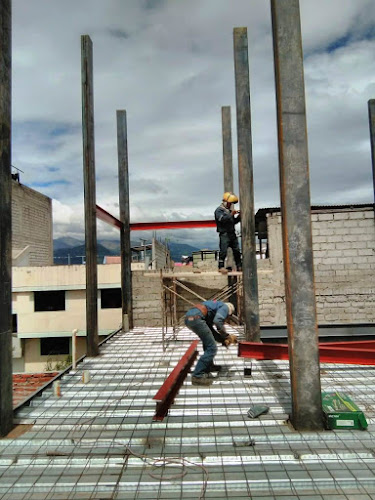 Mecanica Industrial Maxima. Estructuras Metalica, Puertas Automaticas, Enrrollables, Cerrajerias, Cubiertas en Policarbonato - Quito