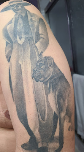 Tattoo Shop «BROKEN NEEDLE TATTOO», reviews and photos, 102 Harrison Ave, Harrison, OH 45030, USA