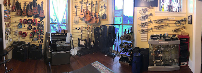 Reviews of Uptown Music Exchange in New Orleans - Musical store