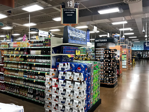 Grocery Store «Kroger», reviews and photos, 704 Euclid Ave, Lexington, KY 40502, USA