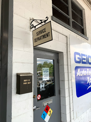 Used Car Dealer «DARCARS Pre-Owned Fairfax», reviews and photos, 10620 Lee Jackson Memorial Hwy, Fairfax, VA 22030, USA