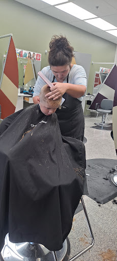 Hair Salon «Great Clips», reviews and photos, 565-B Village Green Dr, Gallatin, TN 37066, USA