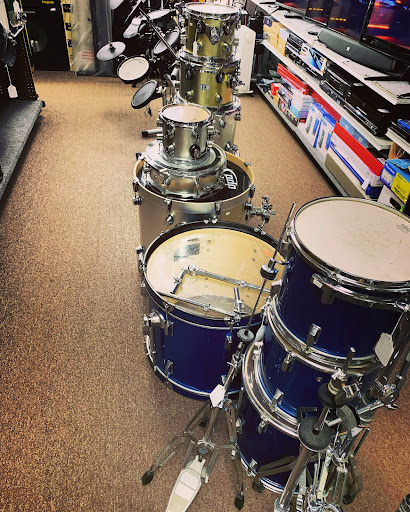 Pawn Shop «Wizebuys PawnBrokers Outlet», reviews and photos, 2928 E Highland Rd, Highland Charter Twp, MI 48356, USA