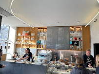 Atmosphère du Café Café Kitsuné Louvre à Paris - n°3