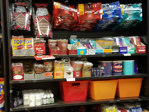 Tobacco Shop «Tobacco World», reviews and photos, 335 S Columbia River Hwy, St Helens, OR 97051, USA