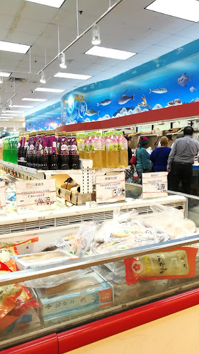 Grocery Store «Fei Long Market», reviews and photos, 6301 8th Ave, Brooklyn, NY 11220, USA