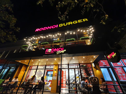Rodnoi burger - 6VPR+C4P, Mynbaev St, Almaty 050000, Kazakhstan