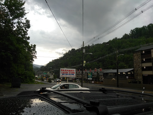 Liquor Store «Parkway Liquor Store», reviews and photos, 288 Parkway, Gatlinburg, TN 37738, USA