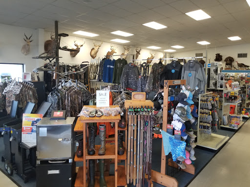 Sporting Goods Store «McDuffie Marine & Sporting Goods Inc», reviews and photos, 1866 W US Hwy 90, Lake City, FL 32055, USA