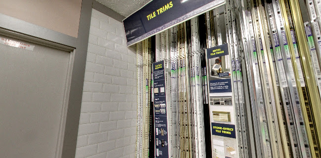 Topps Tiles Norwich Mile Cross - Hardware store